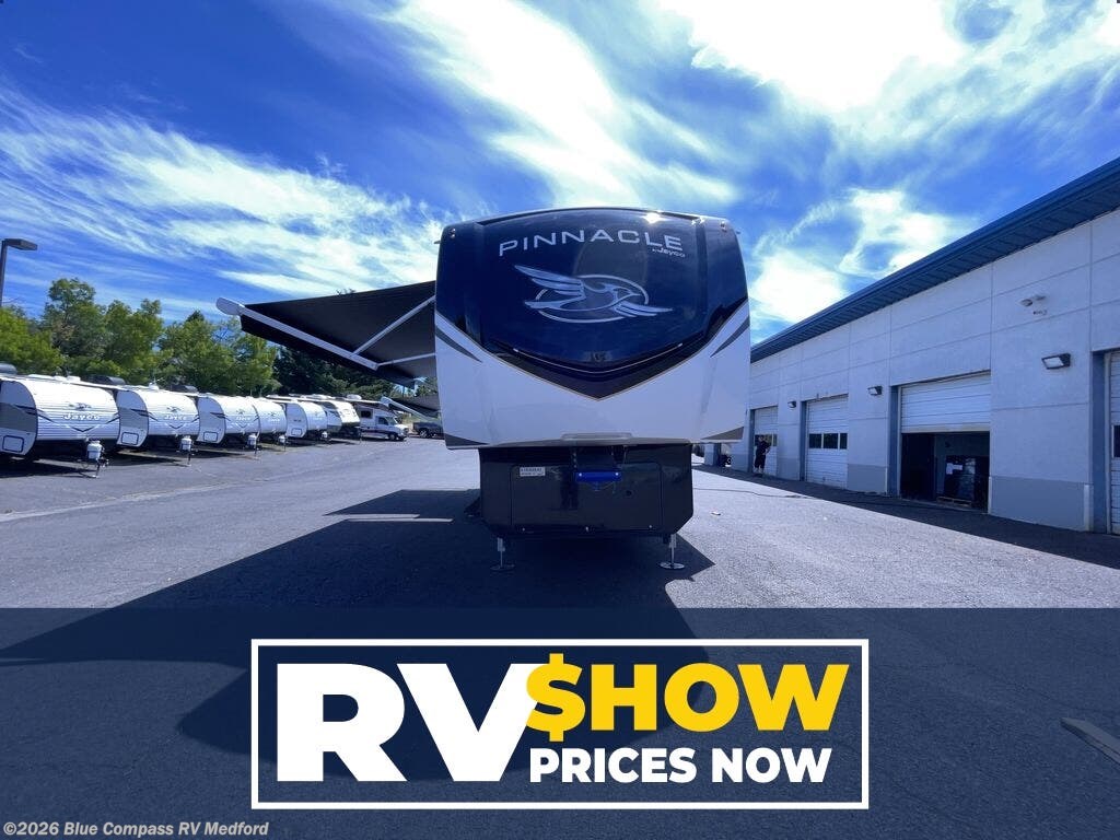 New 2025 Jayco Pinnacle 38FBRK available in Medford, Oregon