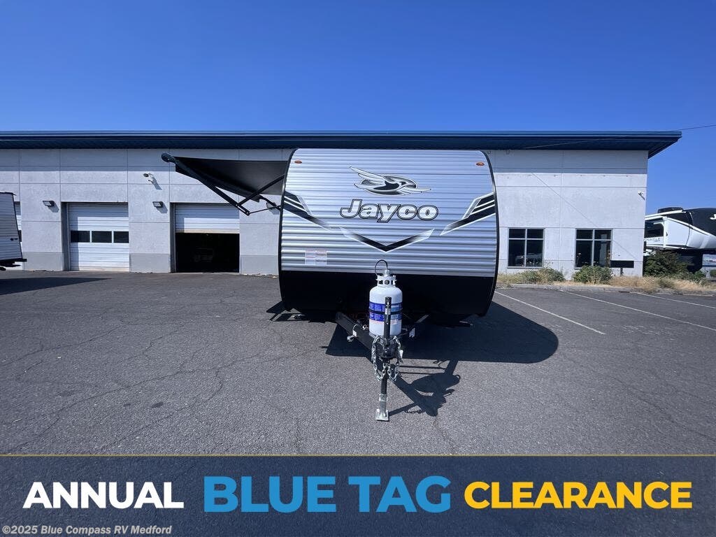 New 2026 Jayco Jay Flight SLX 175FQW available in Medford, Oregon