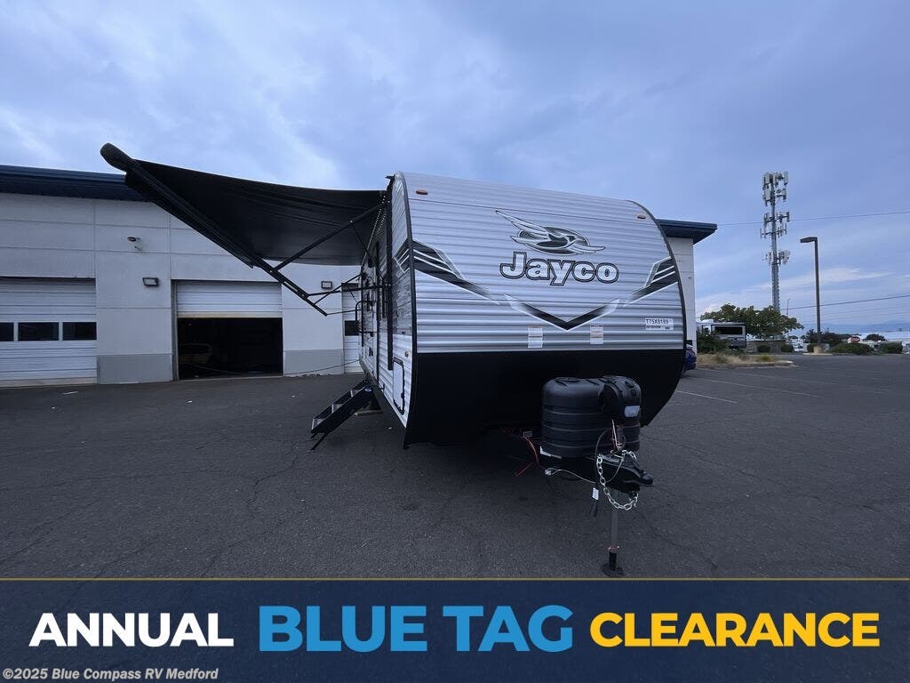 New 2026 Jayco Jay Flight SLX 261BHSW available in Medford, Oregon