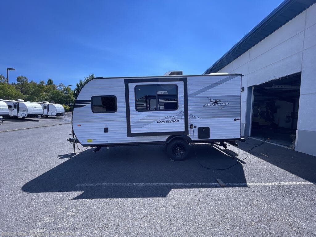 New 2026 Jayco Jay Flight SLX 160LKW available in Medford, Oregon