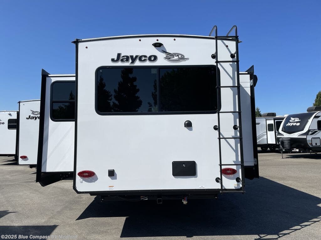 New 2026 Jayco Jay Feather 27MK available in Medford, Oregon