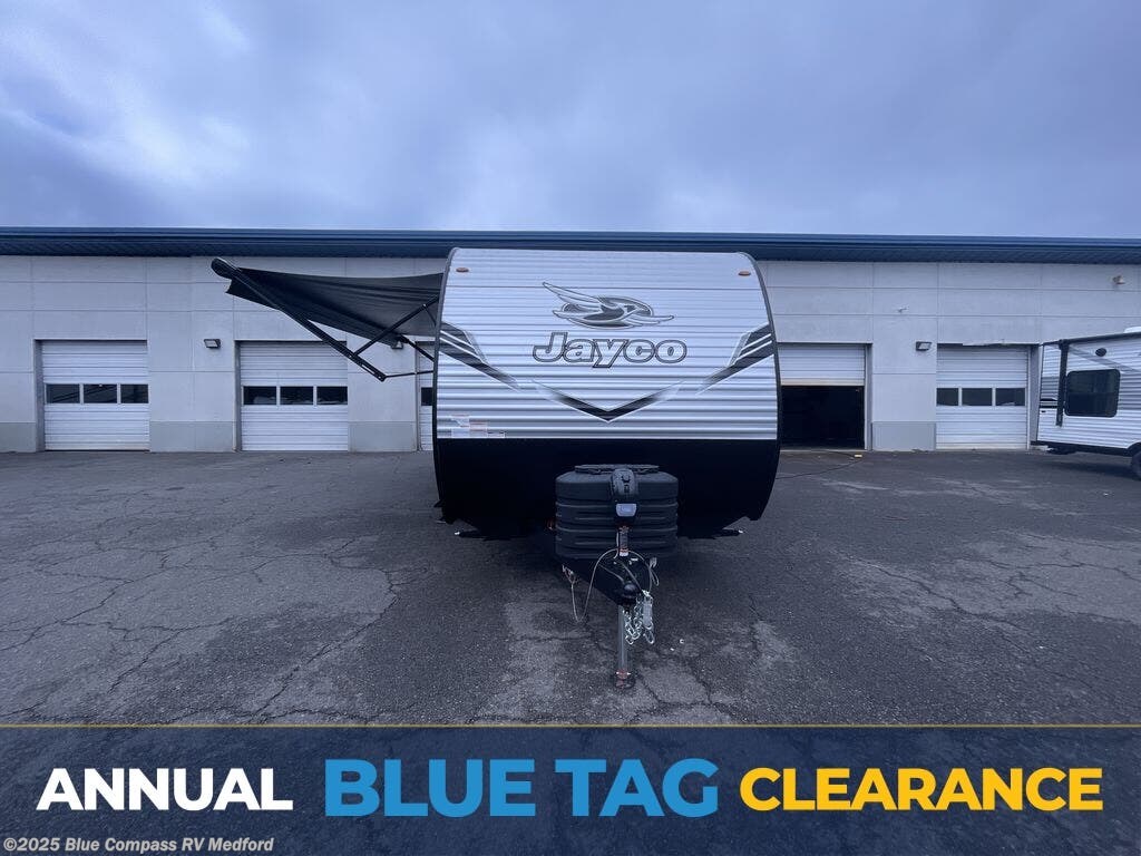 New 2025 Jayco Jay Flight SLX 210QBW available in Medford, Oregon