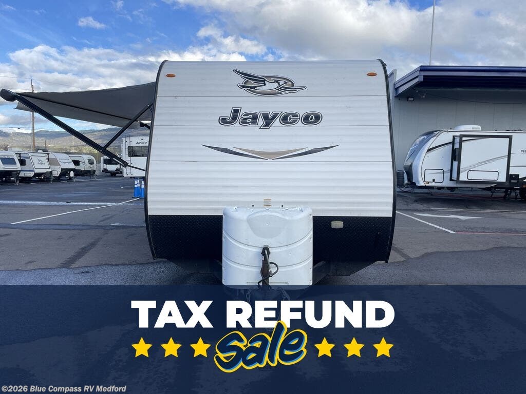 Used 2018 Jayco Jay Flight SLX 212QBW available in Medford, Oregon