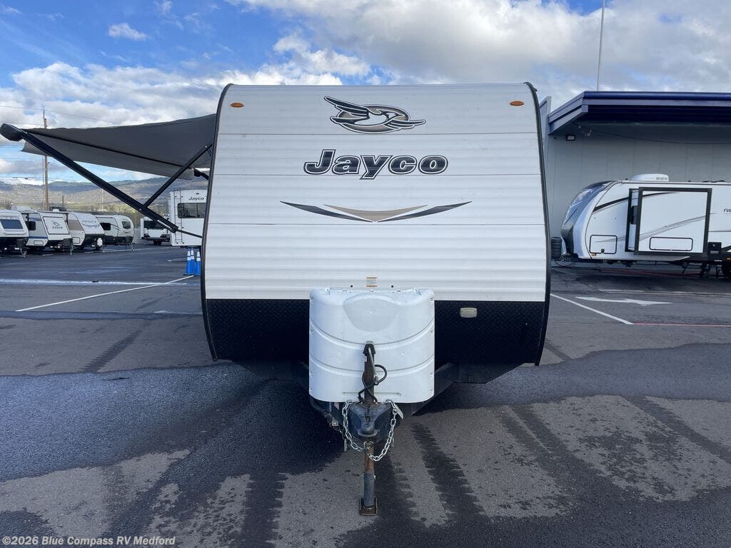 Used 2018 Jayco Jay Flight SLX 212QBW available in Medford, Oregon