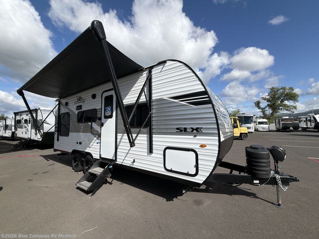 New 2026 Jayco Jay Flight SLX 210QBW available in Medford, Oregon