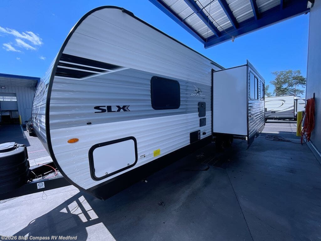 New 2026 Jayco Jay Flight SLX 262RLSW available in Medford, Oregon