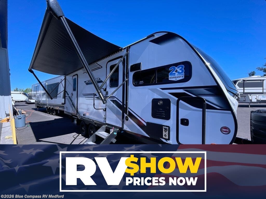 New 2026  Jayco Jay Feather 24FK by Jayco from Blue Compass RV Medford in Medford, OR