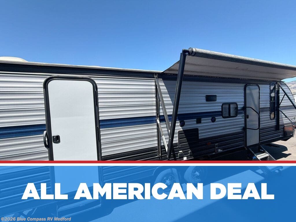 Used 2019 Forest River Cherokee Grey Wolf 26DBH available in Medford, Oregon