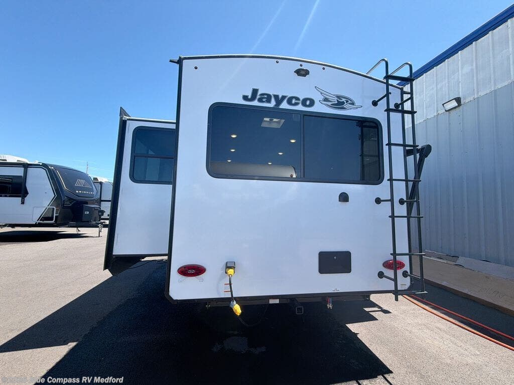 New 2026 Jayco Jay Feather 27MK available in Medford, Oregon