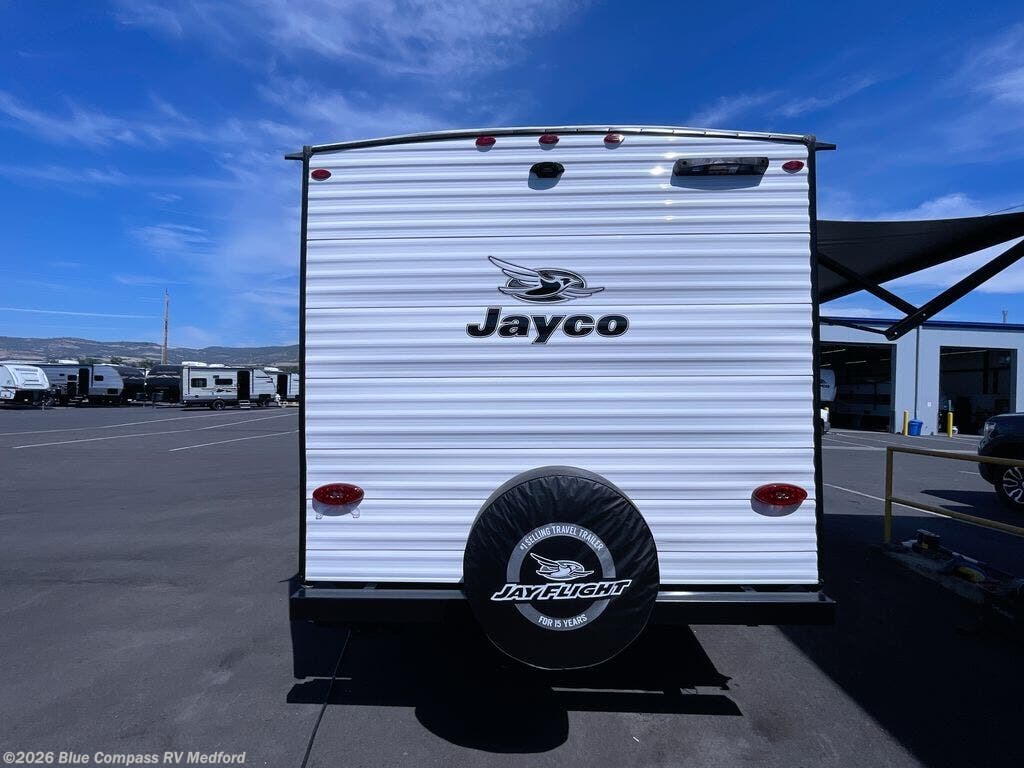 New 2026 Jayco Jay Flight SLX 175FQW available in Medford, Oregon