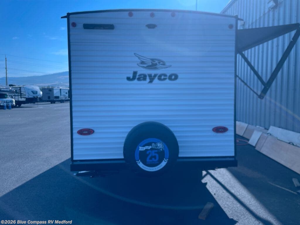 New 2027 Jayco Jay Flight 175FQW available in Medford, Oregon