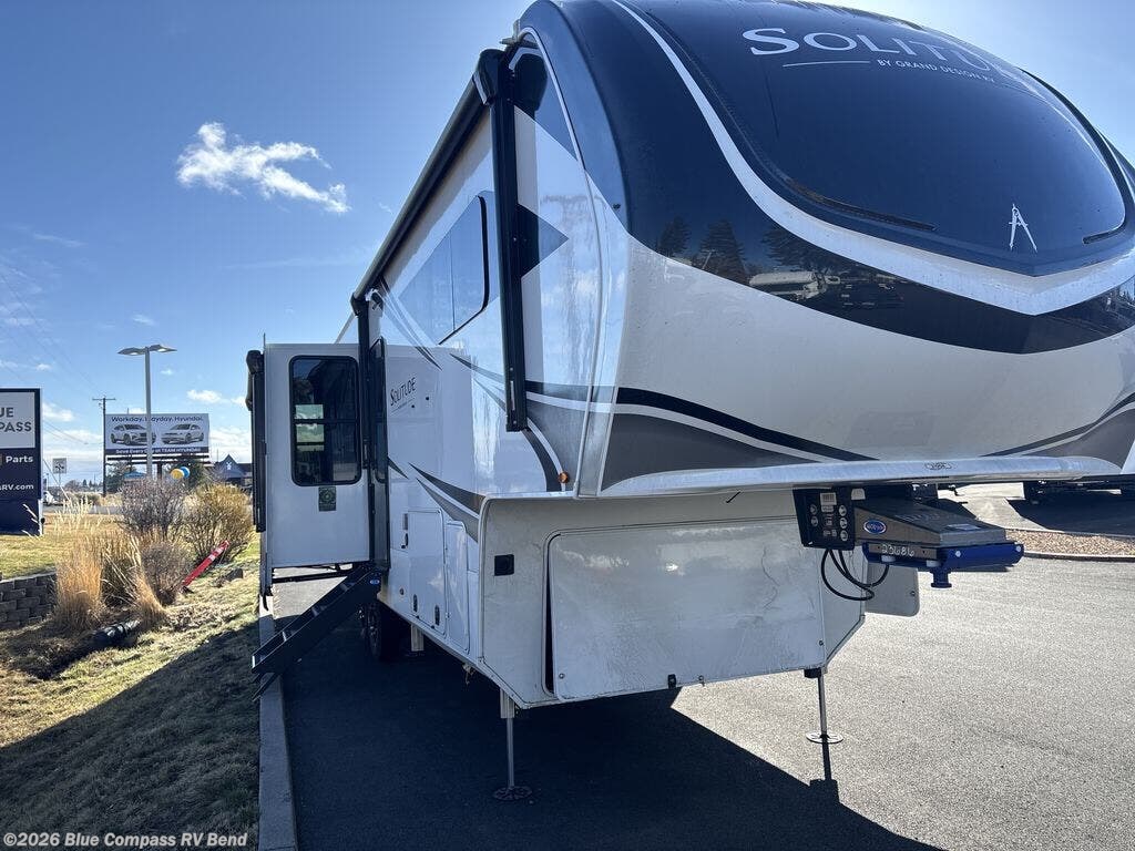 New 2026 Grand Design Solitude 310GK available in Bend, Oregon