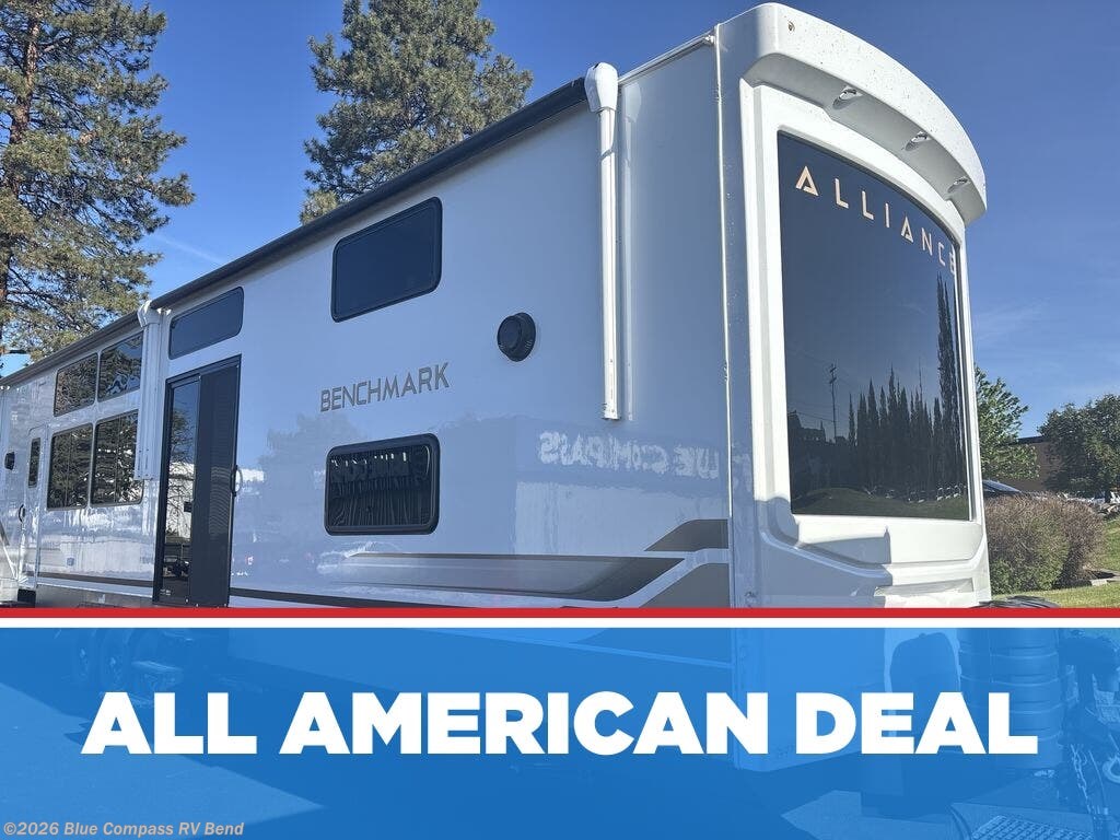 New 2026 Alliance RV Benchmark 44LFT available in Bend, Oregon