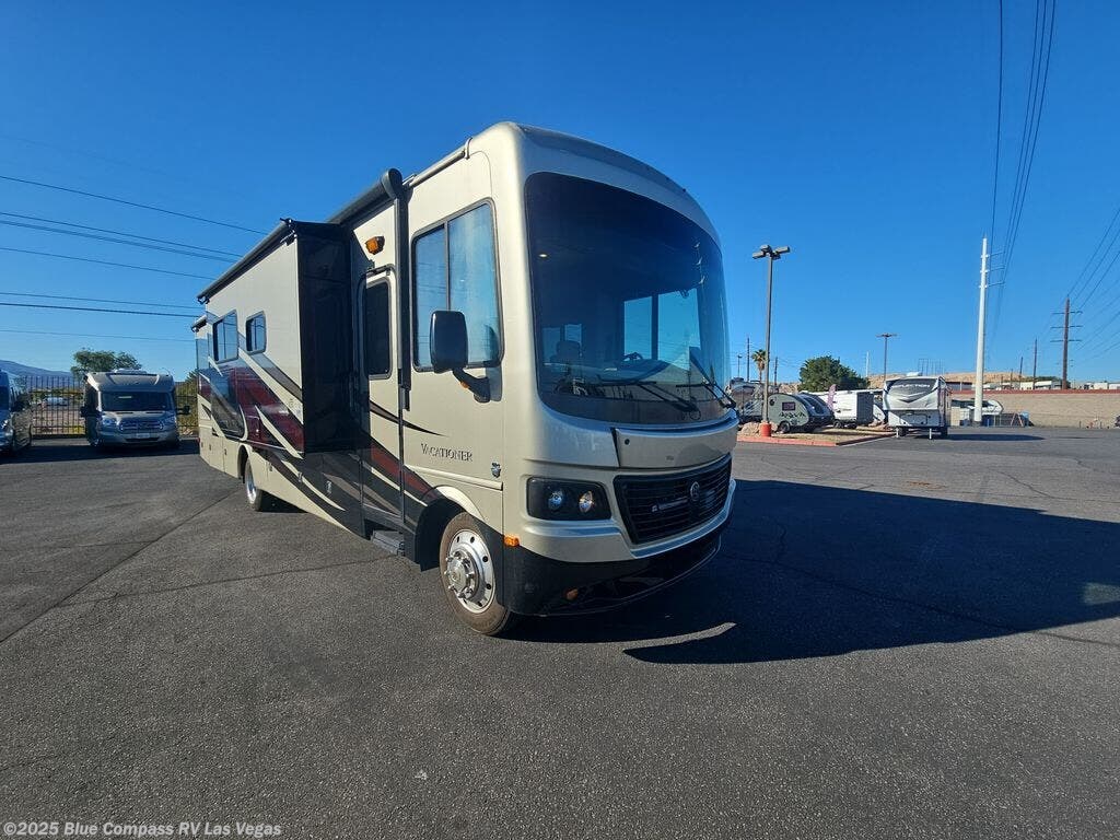 Used 2015 Holiday Rambler Vacationer 36SBT available in Las Vegas, Nevada