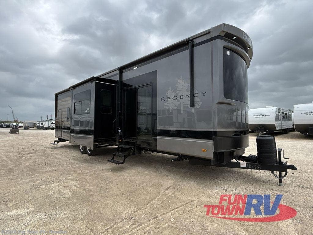 New 2025 Redwood RV  Regency 3881FKL available in Wharton, Texas