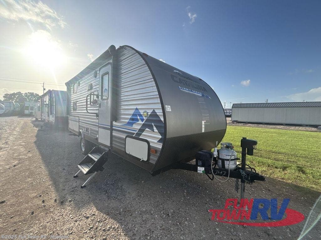 Used 2022 Coachmen Catalina Summit Series 7 184BHS available in Wharton, Texas