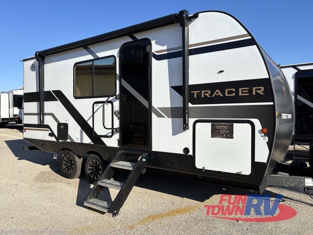 New 2026 Prime Time Tracer 195RB available in Wharton, Texas