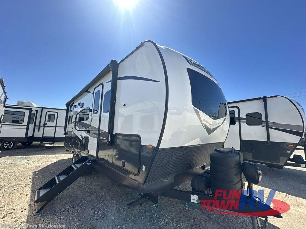 Used 2024 Forest River Flagstaff Micro Lite 25BRDS available in Wharton, Texas