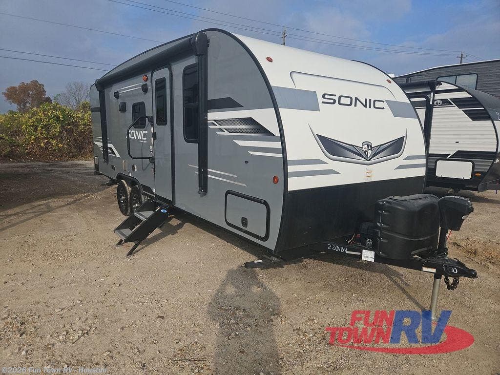 Used 2023 Venture RV Sonic SN220VBH available in Wharton, Texas