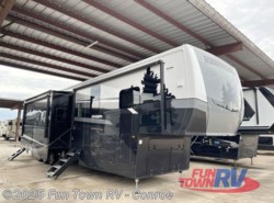 New 2025 Redwood RV Redwood 4512TH available in Conroe, Texas