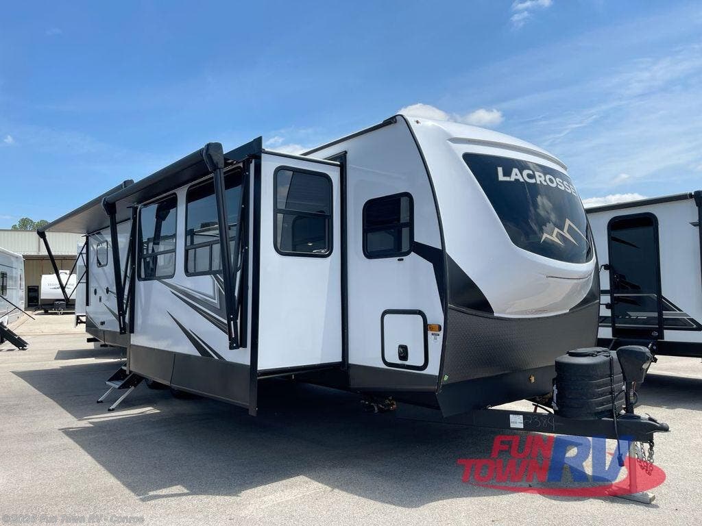 New 2025 Prime Time LaCrosse 3450FB available in Conroe, Texas