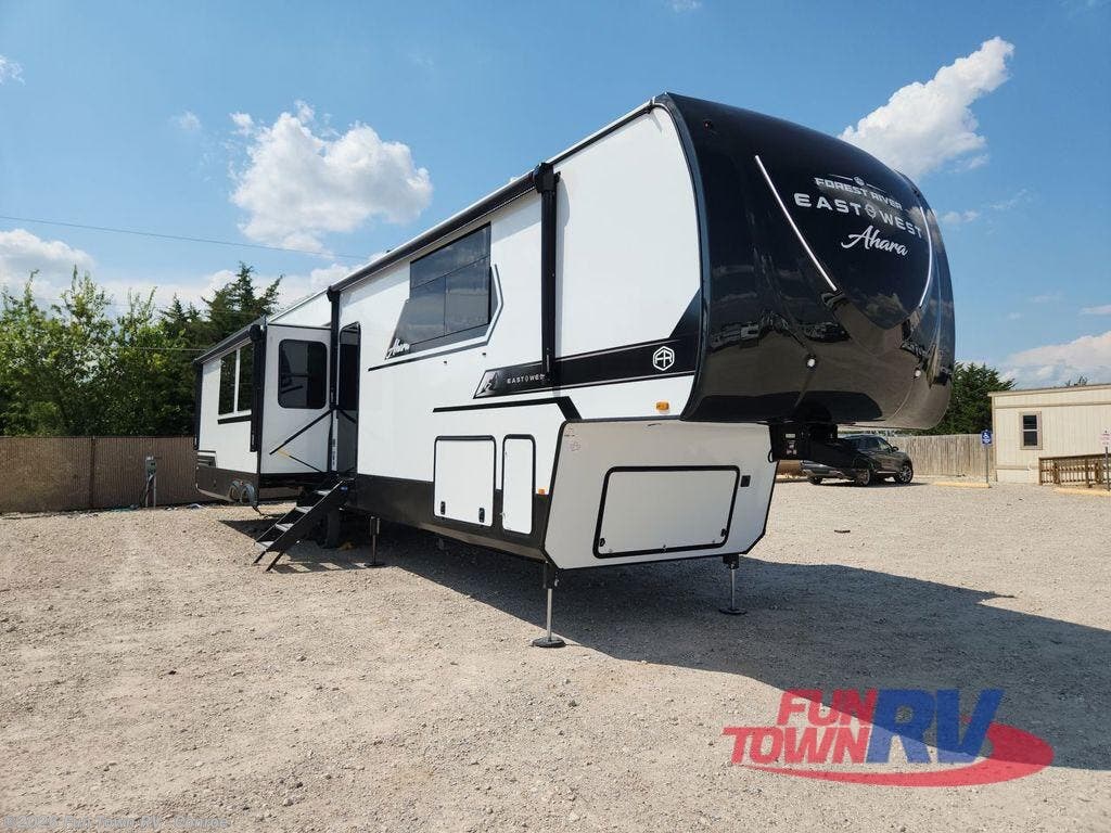 New 2026 East to West Ahara 395FB available in Conroe, Texas