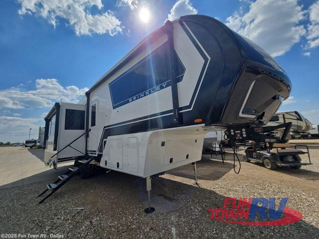New 2026 Brinkley RV Model Z 2900 available in Rockwall, Texas