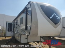 Used 2021 Highland Ridge Mesa Ridge MF284RLS available in Denton, Texas