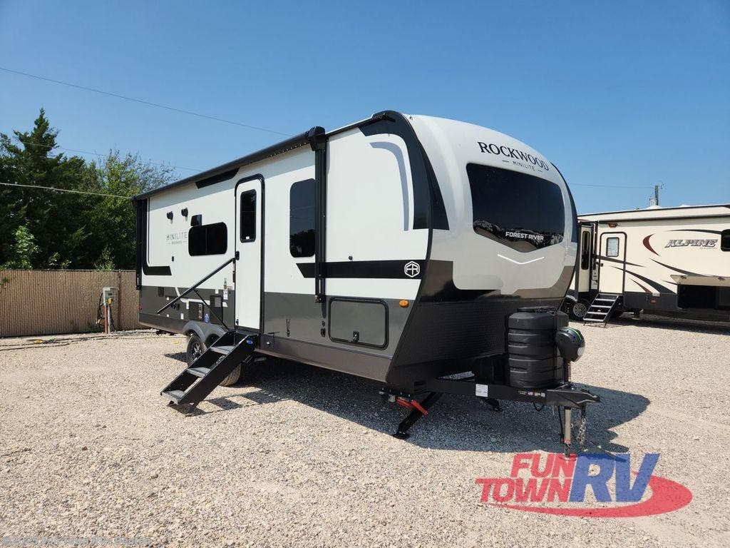 New 2026 Forest River Rockwood Mini Lite 2520BH available in Denton, Texas