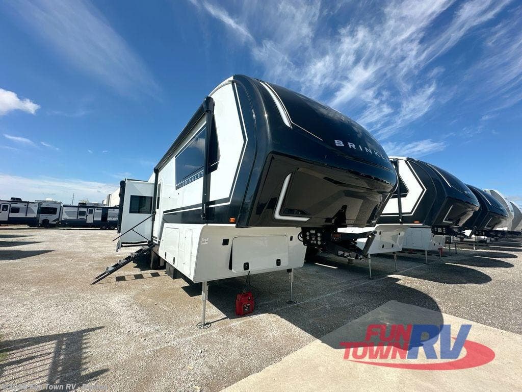 New 2026 Brinkley RV Model Z 3300 available in Denton, Texas