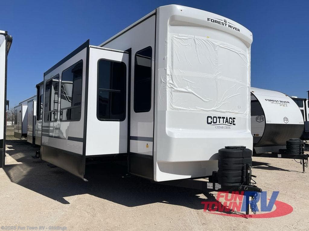 New 2025 Forest River Cedar Creek Cottage 40CCK available in Giddings, Texas