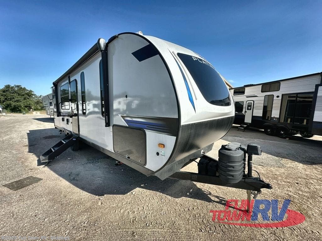Used 2024 Forest River Salem FSX 270RTKX available in Giddings, Texas