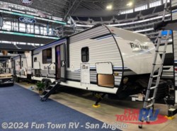 New 2024 CrossRoads  Fun Time 285SK available in San Angelo, Texas