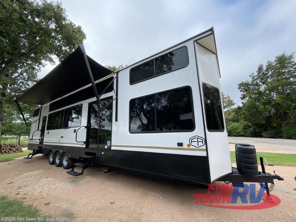 New 2025 Forest River Wildwood Grand Lodge 44VIEW available in San Angelo, Texas