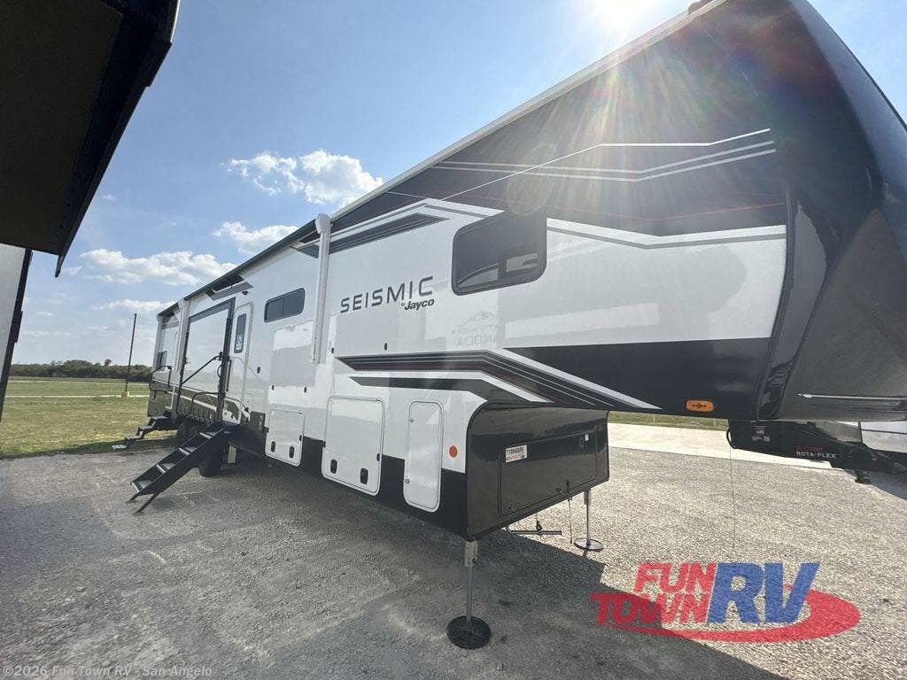 New 2026 Jayco Seismic 413 available in San Angelo, Texas