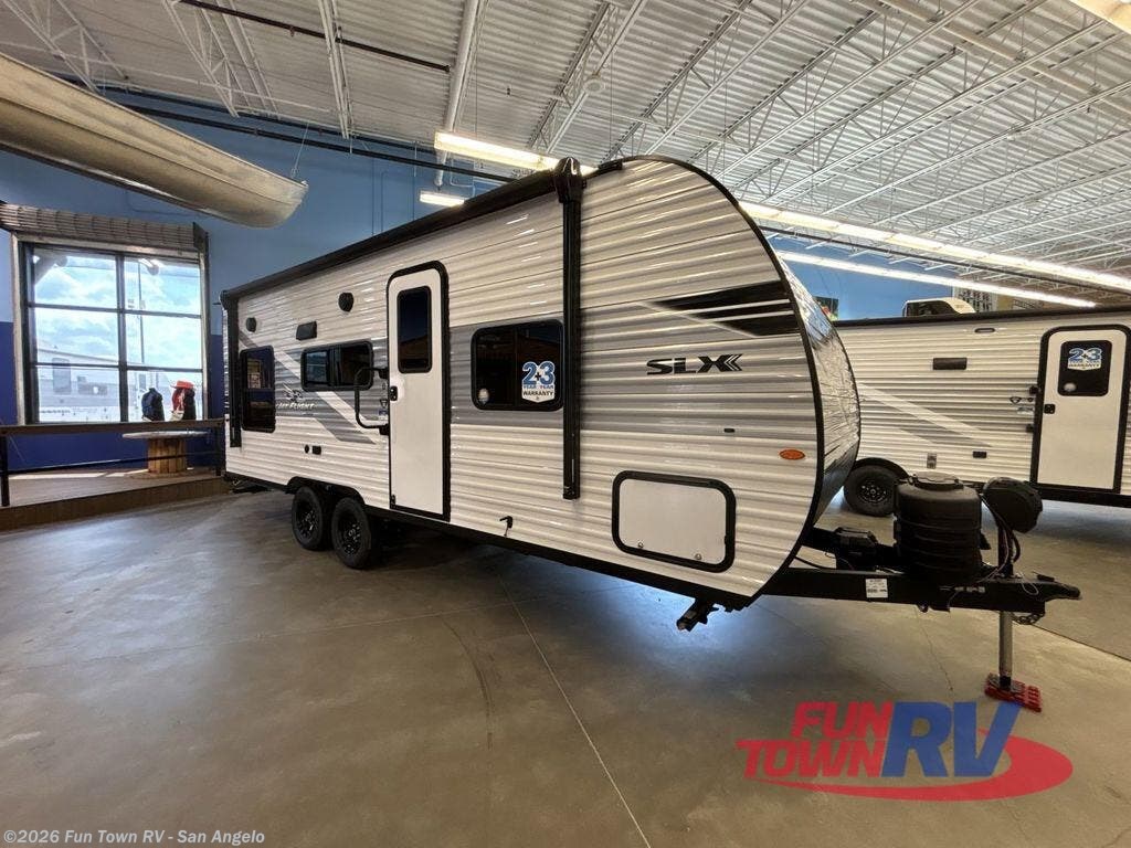 New 2026 Jayco Jay Flight SLX 210QB available in San Angelo, Texas