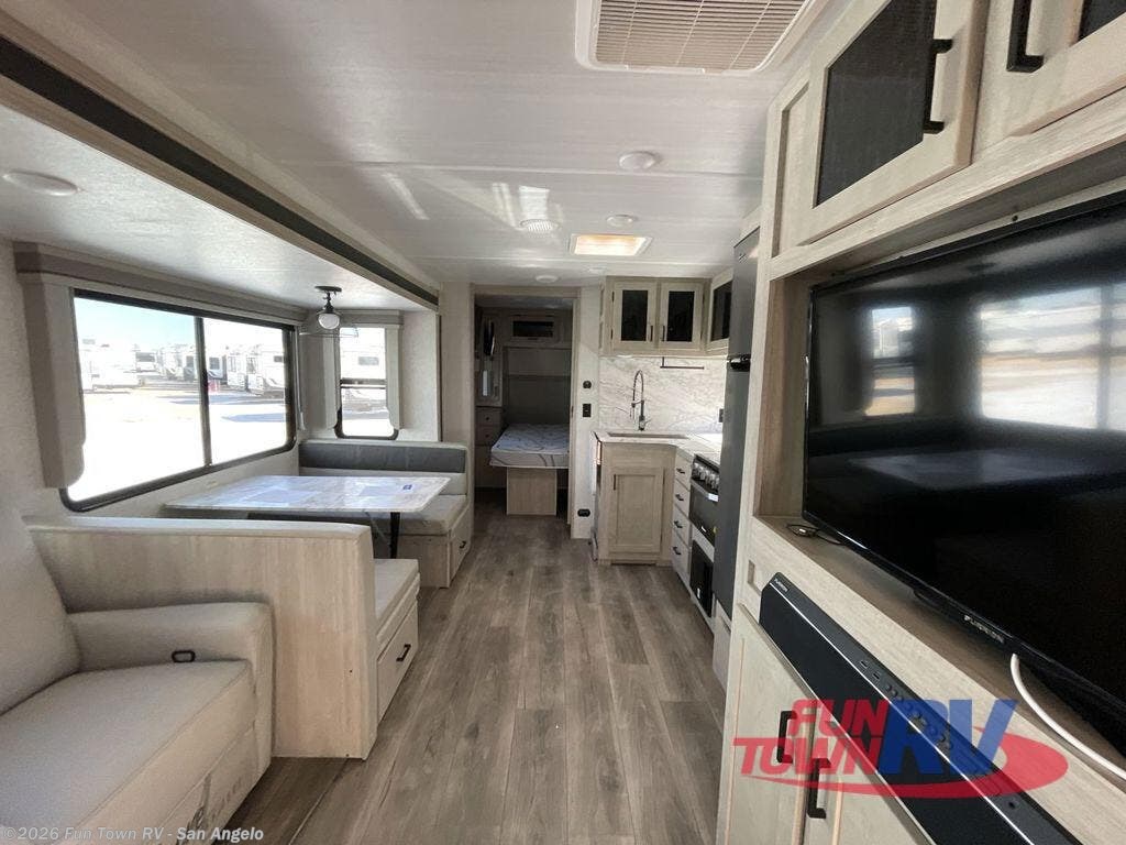 Used 2022 East to West Alta 2800KBH available in San Angelo, Texas