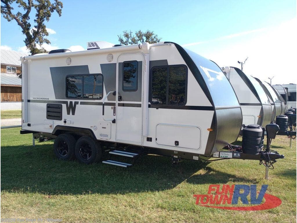 New 2026 Winnebago Micro Minnie 2100BH available in Thackerville, Oklahoma