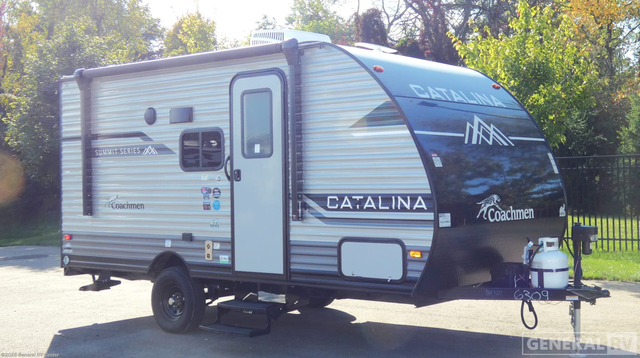 Used 2024 Coachmen Catalina 164BHX-0S available in Clarkston, Michigan