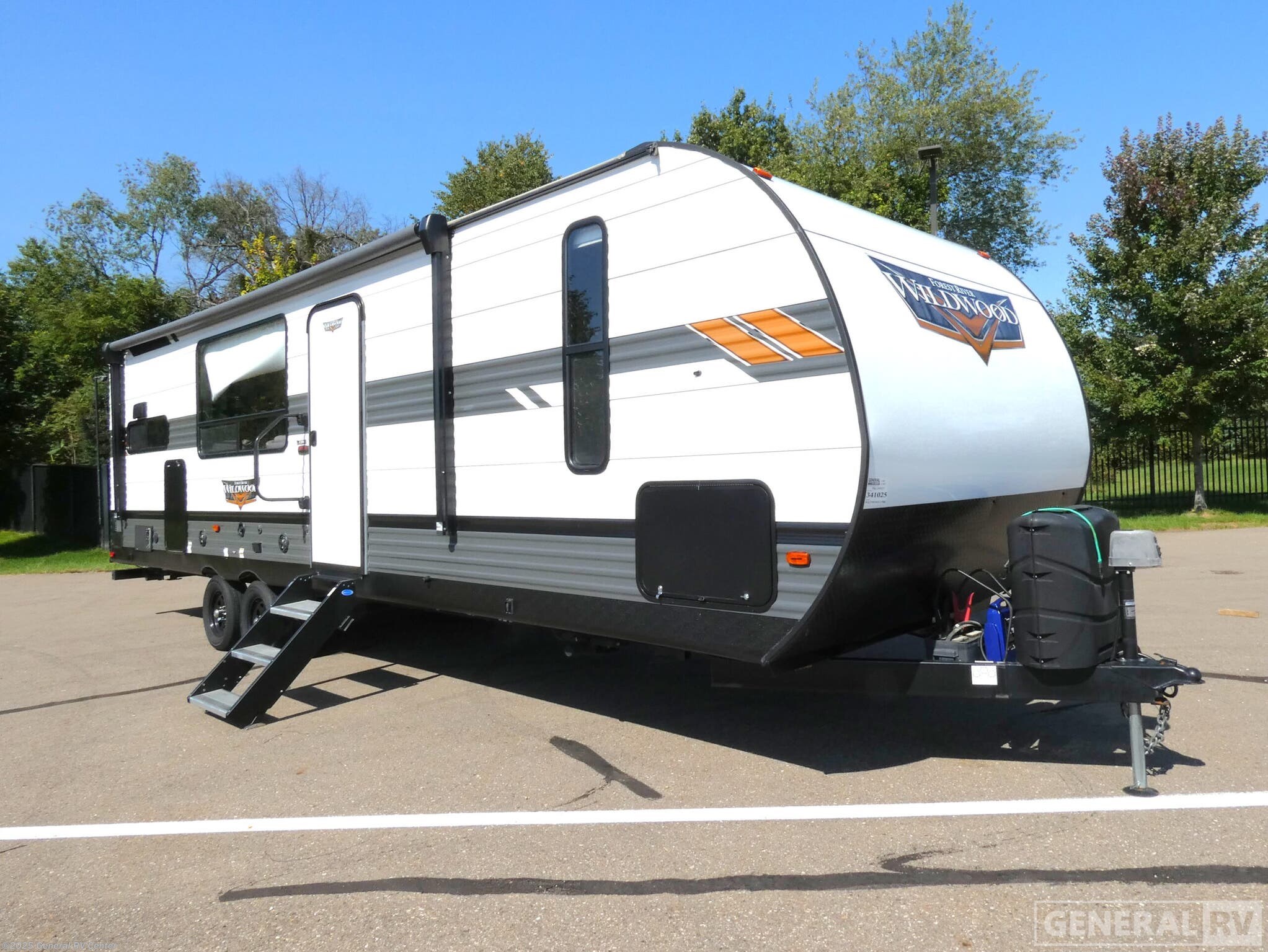 Used 2022 Forest River Wildwood 27RK available in Clarkston, Michigan
