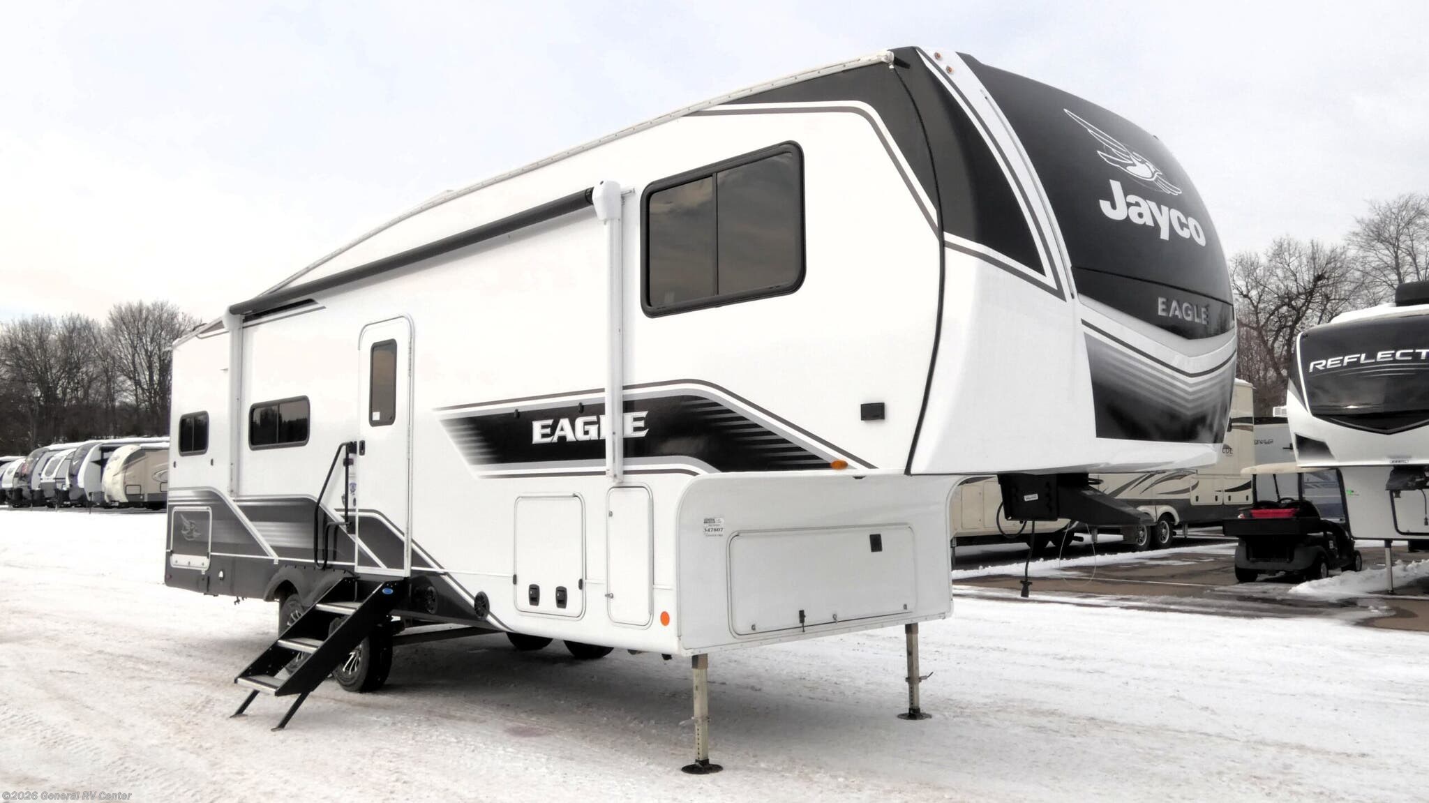 Used 2025 Jayco Eagle SLE 27MLC available in Clarkston, Michigan