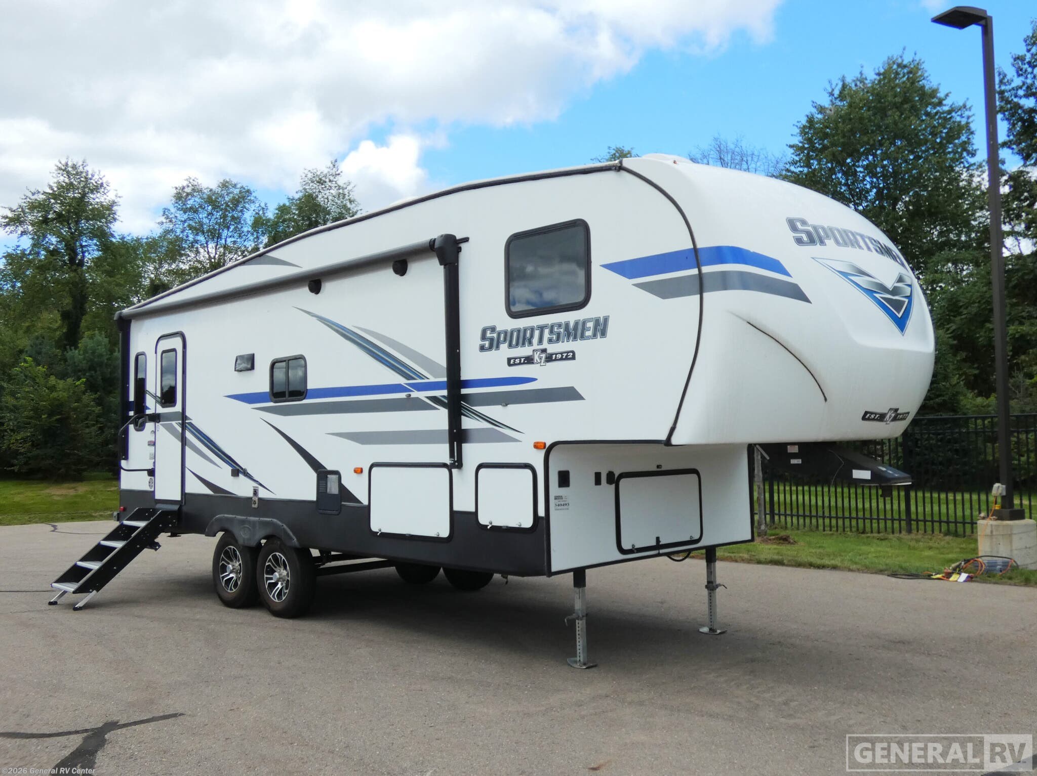 Used 2020 K-Z Sportsmen 251RL available in Clarkston, Michigan