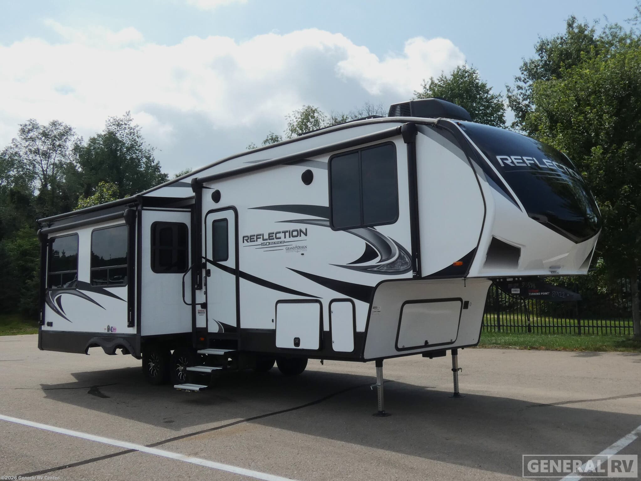 Used 2022 Grand Design Reflection 295RL available in Clarkston, Michigan
