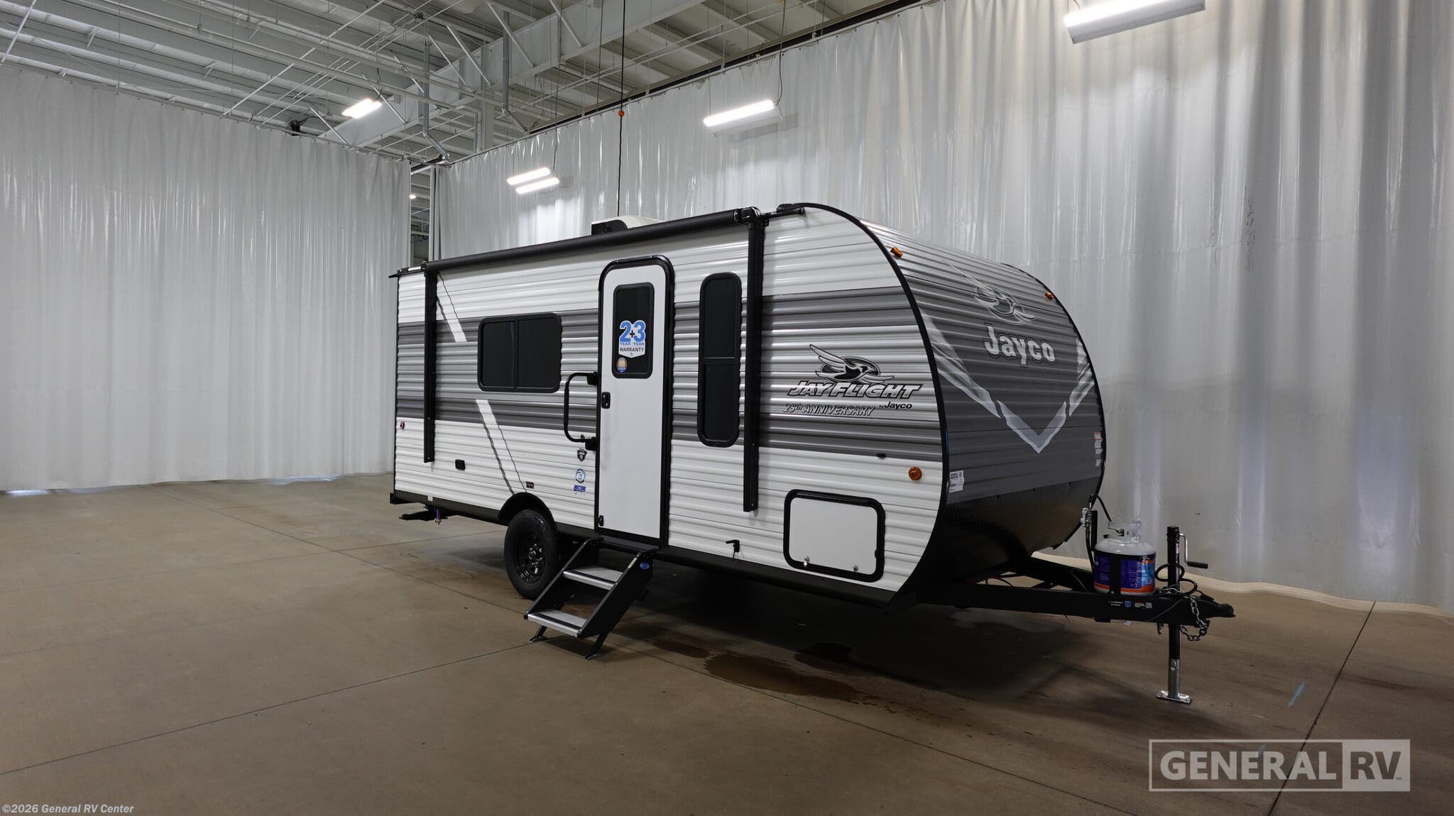 New 2027 Jayco Jay Flight SLX 175FQ available in Clarkston, Michigan