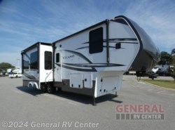 Used 2023 Vanleigh Vilano 320GK available in Ocala, Florida