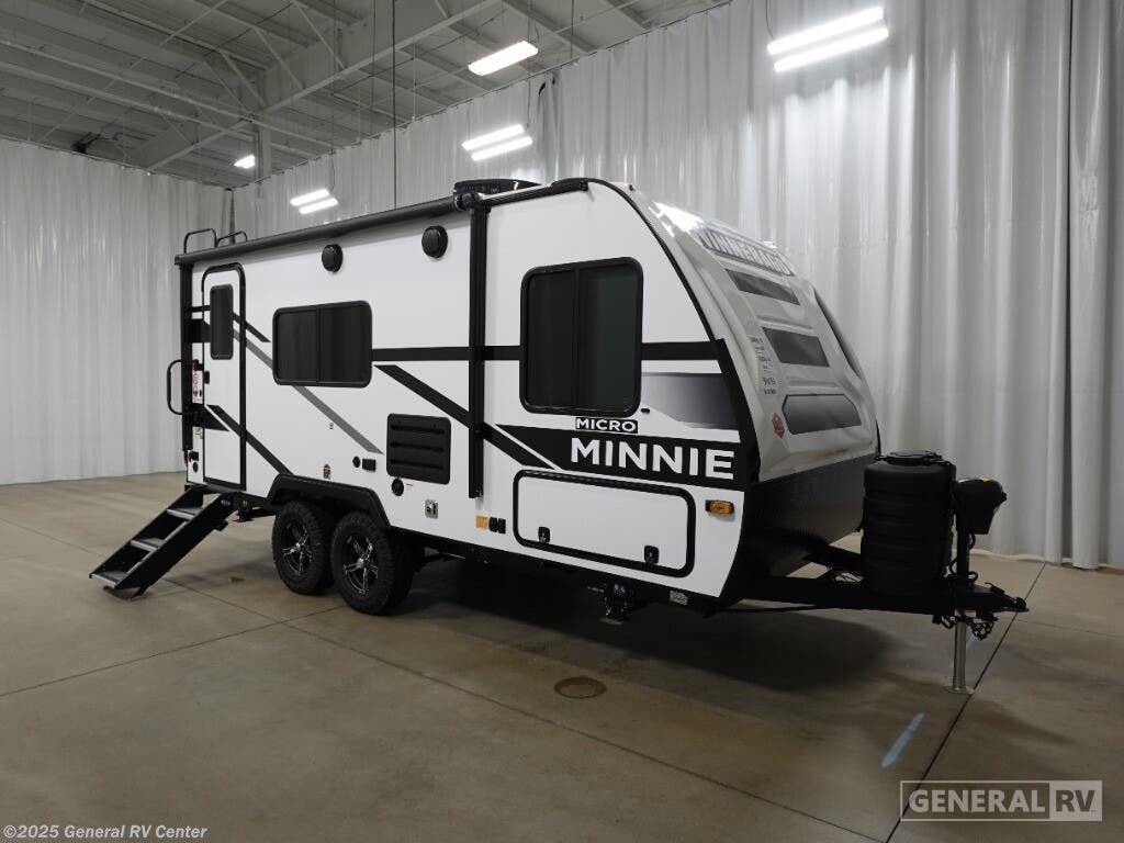 New 2025 Winnebago Micro Minnie 1821FB available in Ocala, Florida