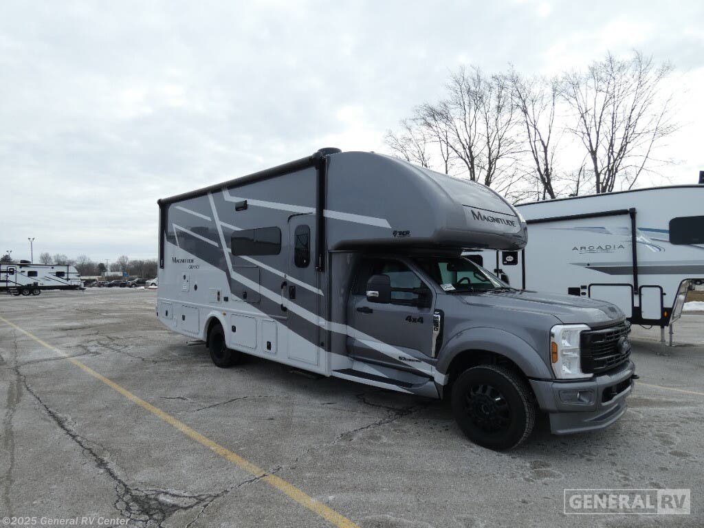 New 2025 Thor Motor Coach Magnitude S29 available in Ocala, Florida