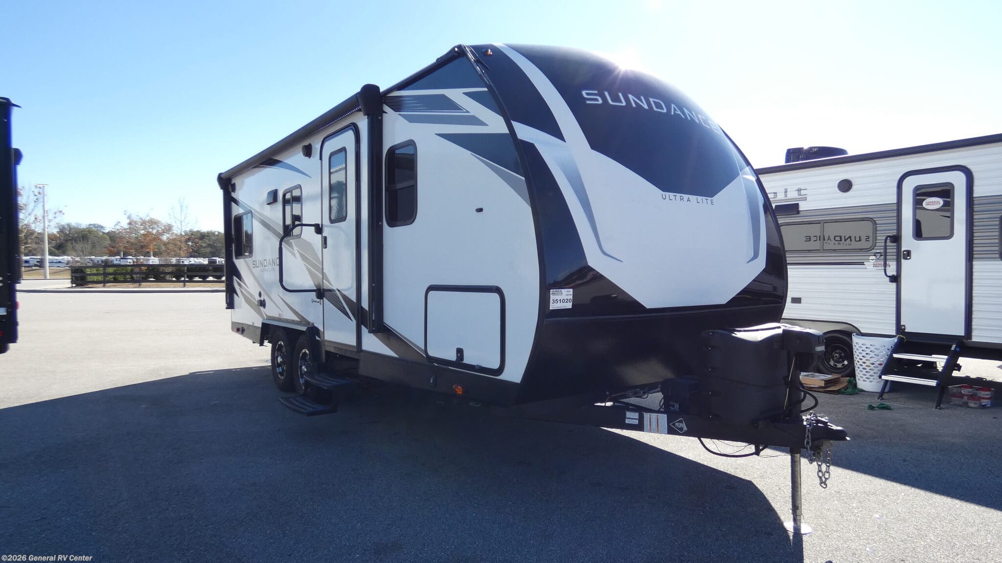 Used 2023 Heartland Sundance ULTRA LITE 21HB available in Ocala, Florida