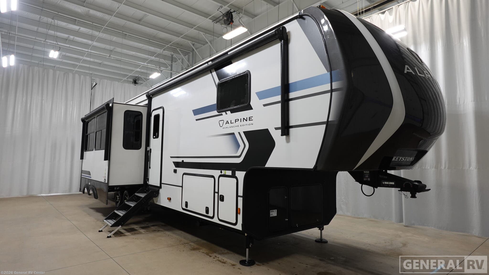 New 2026 Keystone Avalanche 390DS available in Ocala, Florida