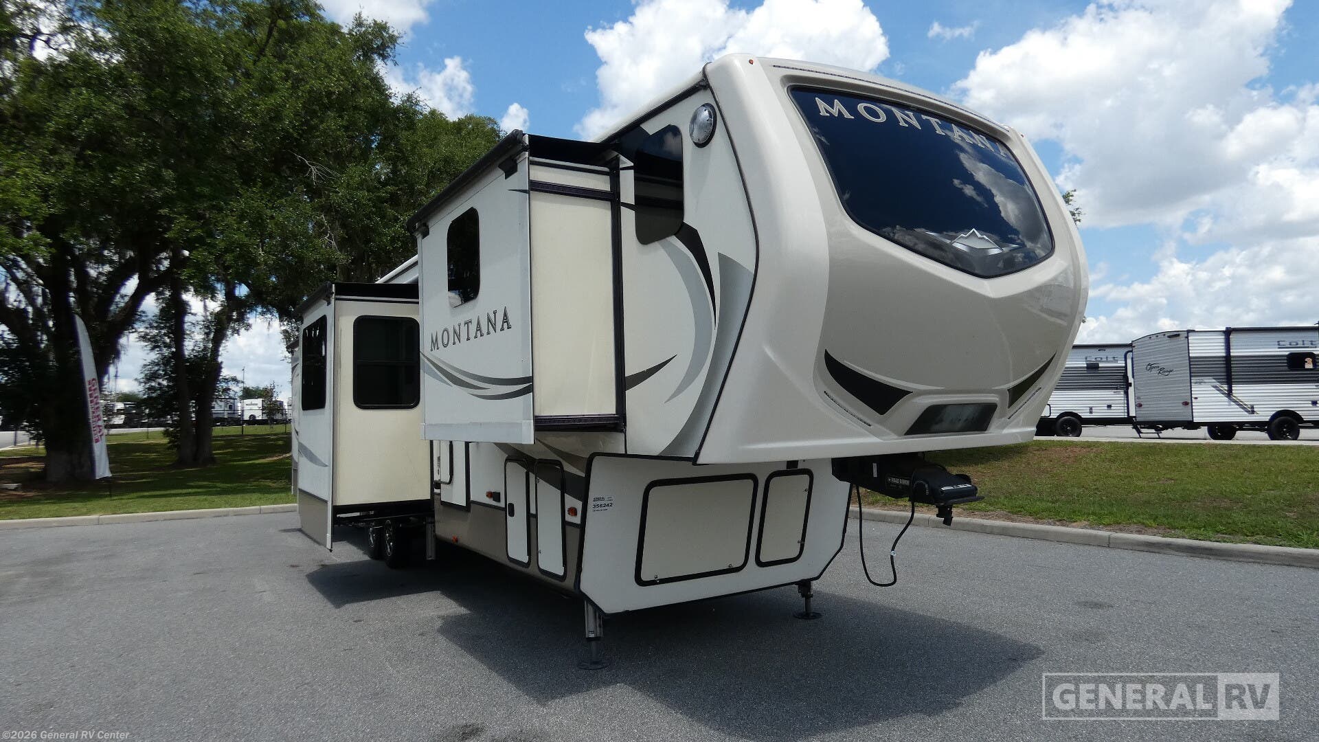 Used 2018 Keystone Montana 3820FK available in Ocala, Florida